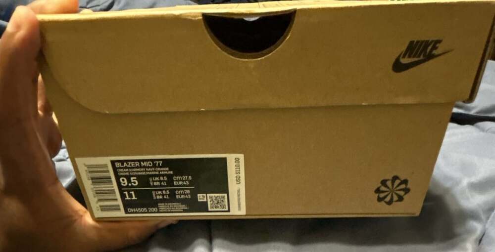 Nike Blazer Mid '77 Size 9.5 Cream Armory Navy Orange